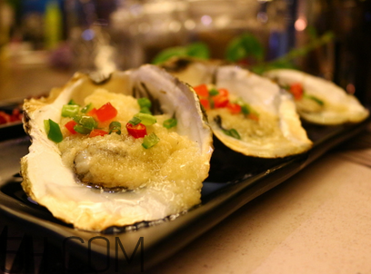 如何判斷生蠔烤熟沒(méi)有？生蠔可以和蘑菇一起吃嗎？