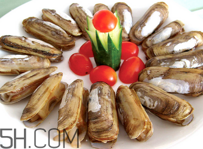 蟶子里面的黑色能吃嗎？蟶子為什么一撒鹽就出來？