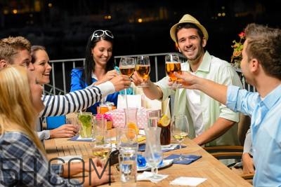 導(dǎo)致結(jié)石的原因有哪些？哪些飲食習(xí)慣容易導(dǎo)致結(jié)石？