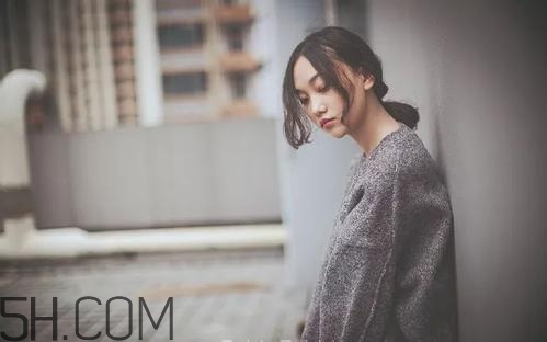 導(dǎo)致結(jié)石的原因有哪些？哪些飲食習(xí)慣容易導(dǎo)致結(jié)石？