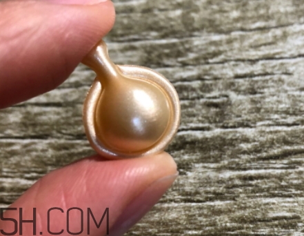 雅頓金膠適合什么膚質(zhì)？雅頓金膠適合油皮和混油皮嗎？