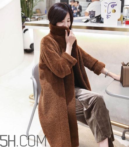 羊駝毛和羊絨哪個(gè)好？羊駝毛和羊絨哪個(gè)保暖？