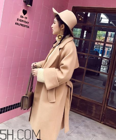 馬海毛大衣掉毛嗎？馬海毛大衣掉毛怎么辦？