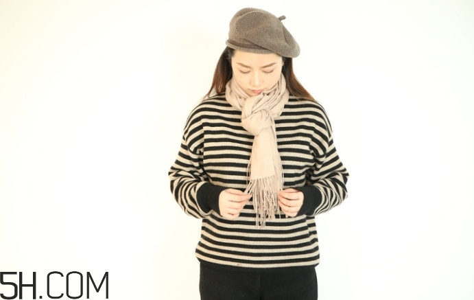 圍巾怎么圍好看圖解 讓你溫暖整個冬季 圍巾怎么圍好看圖解 讓你溫暖整個冬季