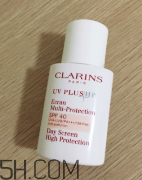 嬌韻詩隔離霜好不好用？嬌韻詩隔離霜油嗎？