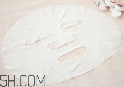 不同面膜紙的特點 面膜紙的自制方法 不同面膜紙的特點 面膜紙的自制方法