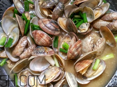 花甲的熱量是多少？花甲里面的黑色東西是屎嗎？