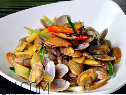 花甲的熱量是多少？花甲里面的黑色東西是屎嗎？