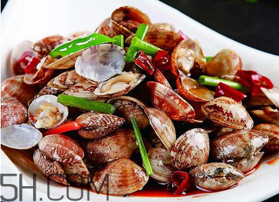 吃海鮮時(shí)能不能喝啤酒？花甲發(fā)臭了還能吃嗎？