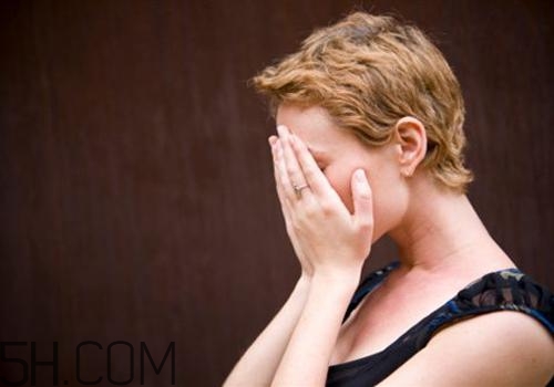 什么樣的人會(huì)得焦慮癥？焦慮癥如果不治會(huì)好嗎？