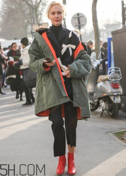 派克大衣搭配什么鞋子？派克大衣搭配鞋子圖片