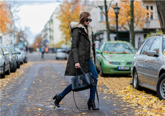 派克大衣搭配什么包？派克大衣搭配包包圖片