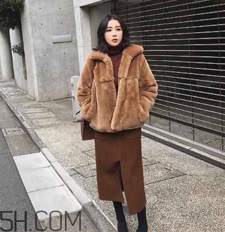 兔毛皮草掉毛嗎？兔毛皮草掉毛怎么處理？