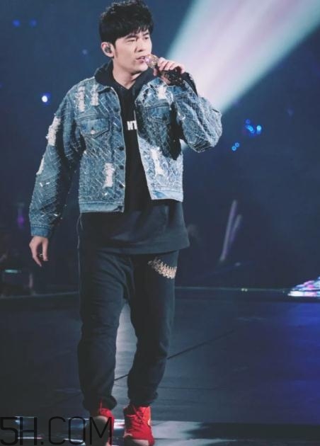 nike kyrie 4 cny中國(guó)新年配色發(fā)售時(shí)間_多少錢？