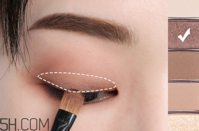 怎樣化妝遮黑眼圈眼袋 化了妝還這么喪？