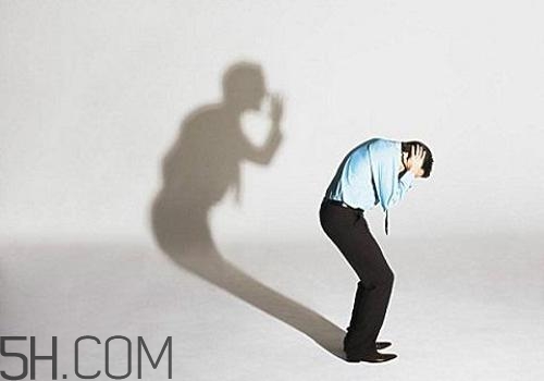 焦慮癥會引發(fā)哪些并發(fā)癥？焦慮癥會引發(fā)哪些身體疾??？