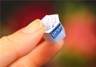 用了嘉娜寶洗顏粉還用洗面奶嗎？洗顏粉的正確打開方式