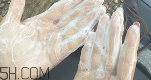 怎么辨別嘉娜寶洗顏粉真假？suisai潔面粉使用方法