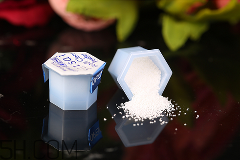 用了嘉娜寶洗顏粉還用洗面奶嗎？洗顏粉的正確打開(kāi)方式