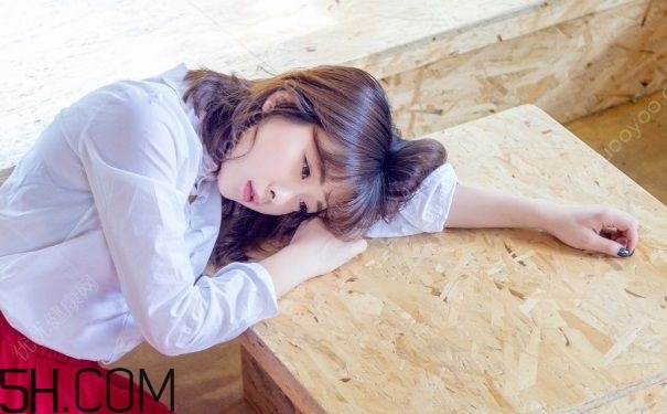 女性全身乏力是怎么回事？導致女性全身乏力可能患有什么疾??？