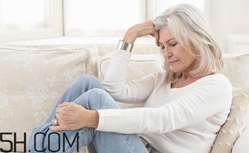 女性全身乏力是怎么回事？導致女性全身乏力可能患有什么疾病？