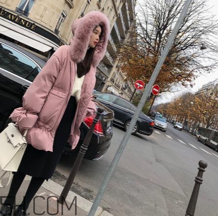 一般羽絨服充絨量是多少？羽絨服充絨量220克夠嗎？