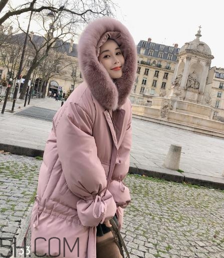 羽絨服充絨量和含絨量什么區(qū)別？羽絨服充絨量多少暖和？