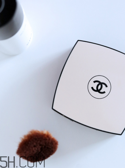 香奈兒果凍氣墊和ysl氣墊對比 香奈兒氣墊和阿瑪尼氣墊使用測評 香奈兒果凍氣墊和ysl氣墊對比 香奈兒氣墊和阿瑪尼氣墊使用測評