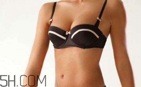 不合適的胸罩有哪些危害？胸罩不合適有哪些弊端？