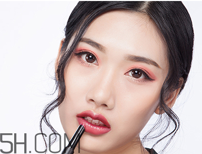 打完玻尿酸過幾天能喝酒？注射玻尿酸注意事項(xiàng)