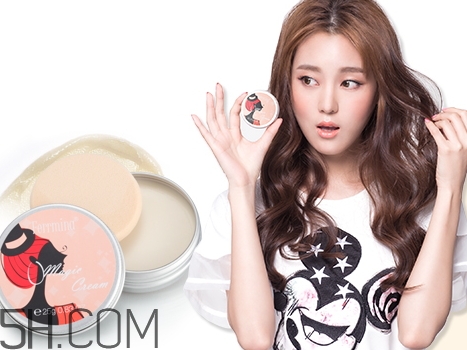 豬油膏和素顏霜哪個(gè)先用？豬油膏和素顏霜使用順序