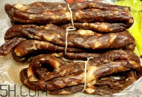 風干腸和臘腸的區(qū)別 臘腸和的干腸區(qū)別