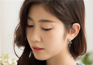 打完玻尿酸過(guò)幾天能喝酒？注射玻尿酸注意事項(xiàng)