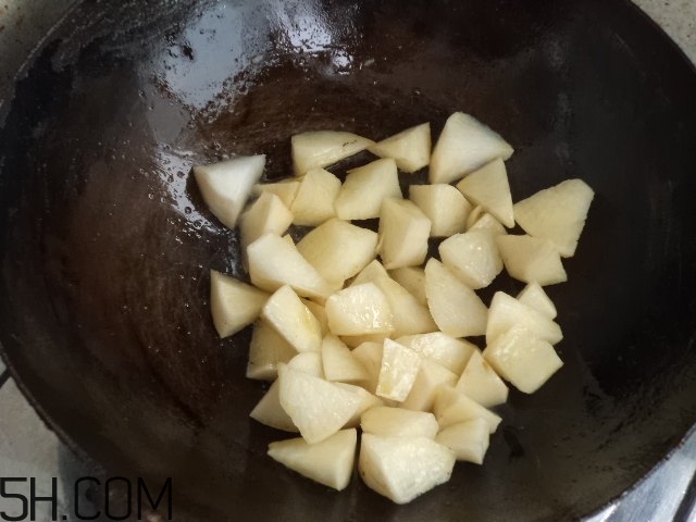 香菇和白蘿卜可以一起吃嗎？香菇和白蘿卜一起吃有什么好處？