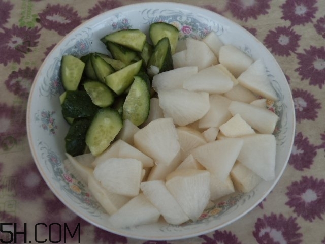 香菇和白蘿卜可以一起吃嗎？香菇和白蘿卜一起吃有什么好處？