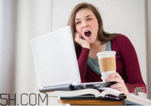 男人喝紅牛有什么好處？紅牛喝多了會(huì)陽痿嗎？