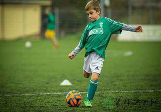 踢足球的好處有哪些？踢足球的壞處有哪些？