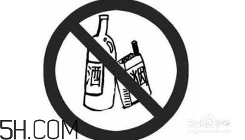 食道癌能吃什么食物？食道癌不能吃什么食物？