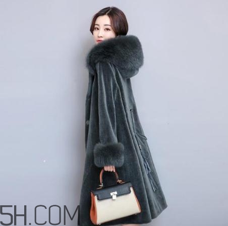 羊剪絨大衣怎么搭配？羊剪絨大衣搭配圖片