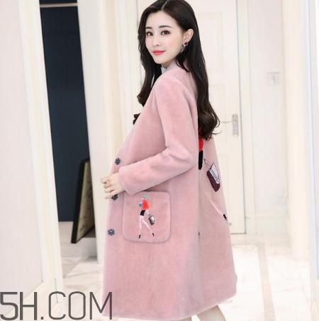 羊剪絨大衣怎么搭配？羊剪絨大衣搭配圖片