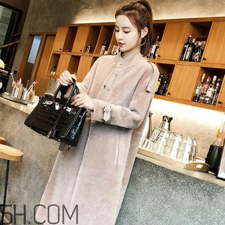 羊剪絨大衣和羊絨大衣哪個好？羊剪絨大衣和羊絨大衣的區(qū)別