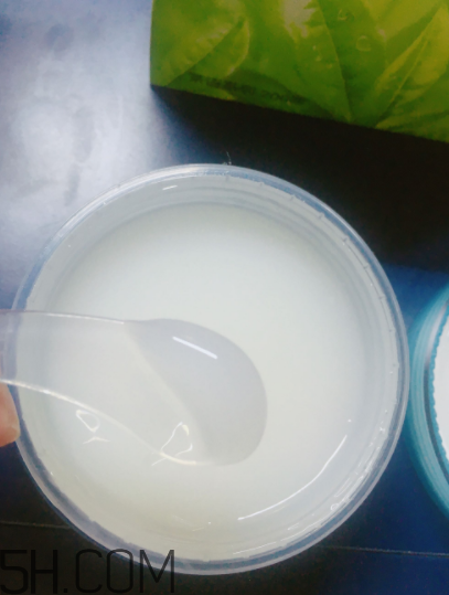 歐詩(shī)漫珍珠凍膜適合膚質(zhì) 歐詩(shī)漫珍珠凍膜使用心得 歐詩(shī)漫珍珠凍膜適合膚質(zhì) 歐詩(shī)漫珍珠凍膜使用心得