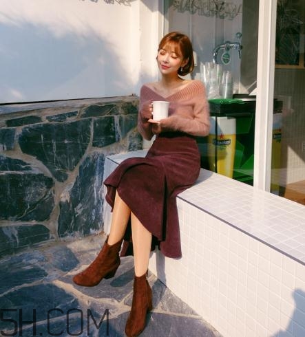 冬天穿裙子下面怎么穿？冬天穿裙子腿冷怎么辦？