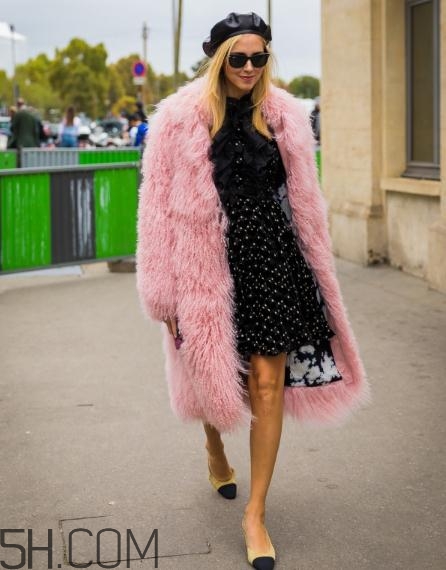 冬天穿裙子有靜電怎么辦？冬天穿裙子起靜電怎么解決？