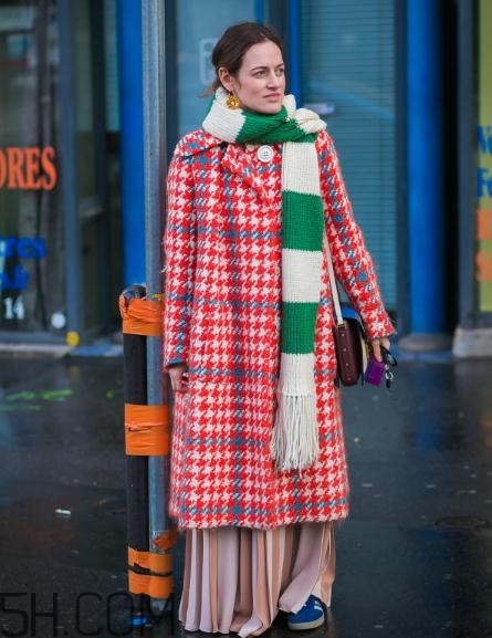 冬天穿裙子有靜電怎么辦？冬天穿裙子起靜電怎么解決？