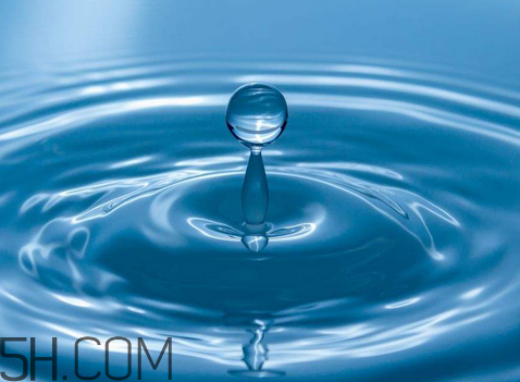 雙氧水能滴耳朵嗎？雙氧水洗耳朵一天幾次？