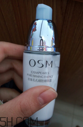 歐詩(shī)漫精華露油不油？夏天能用嗎？