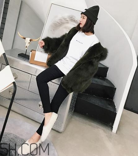 獺兔毛和羊羔毛哪個(gè)好？獺兔毛和羊毛哪個(gè)暖和？