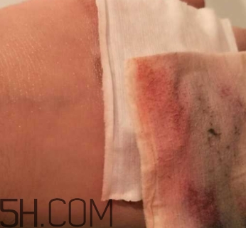 unny卸妝水和蓓昂斯哪個好？unny卸妝水和蓓昂斯對比