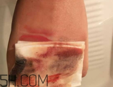 unny卸妝水和蓓昂斯哪個好？unny卸妝水和蓓昂斯對比